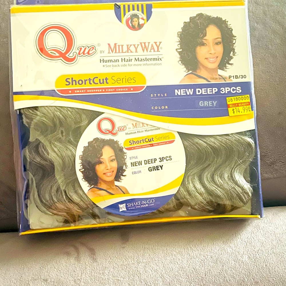 Women’s hair extension track hair
